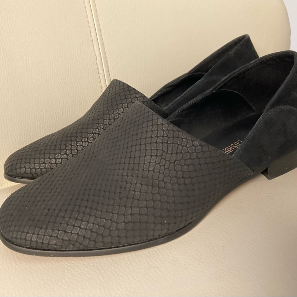 Clarks Flats Shoes 7.5